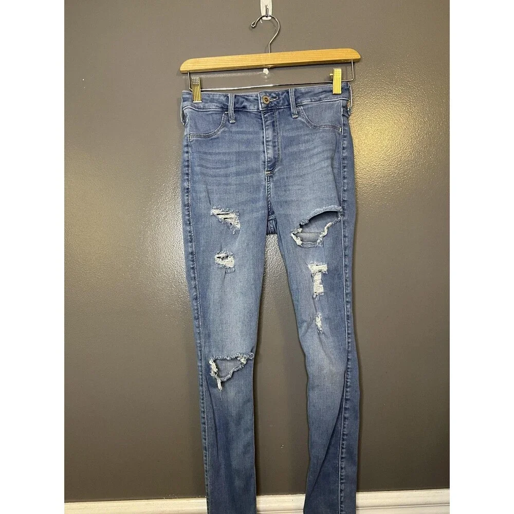 Hollister Jeans Juniors 3R Blue Medium Wash Curvy High Rise Distressed Jegging - Picture 2 of 10